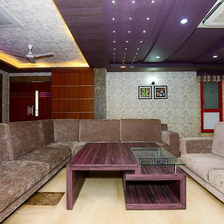 Hotel Lake View Grand Lucknow Dış mekan fotoğraf