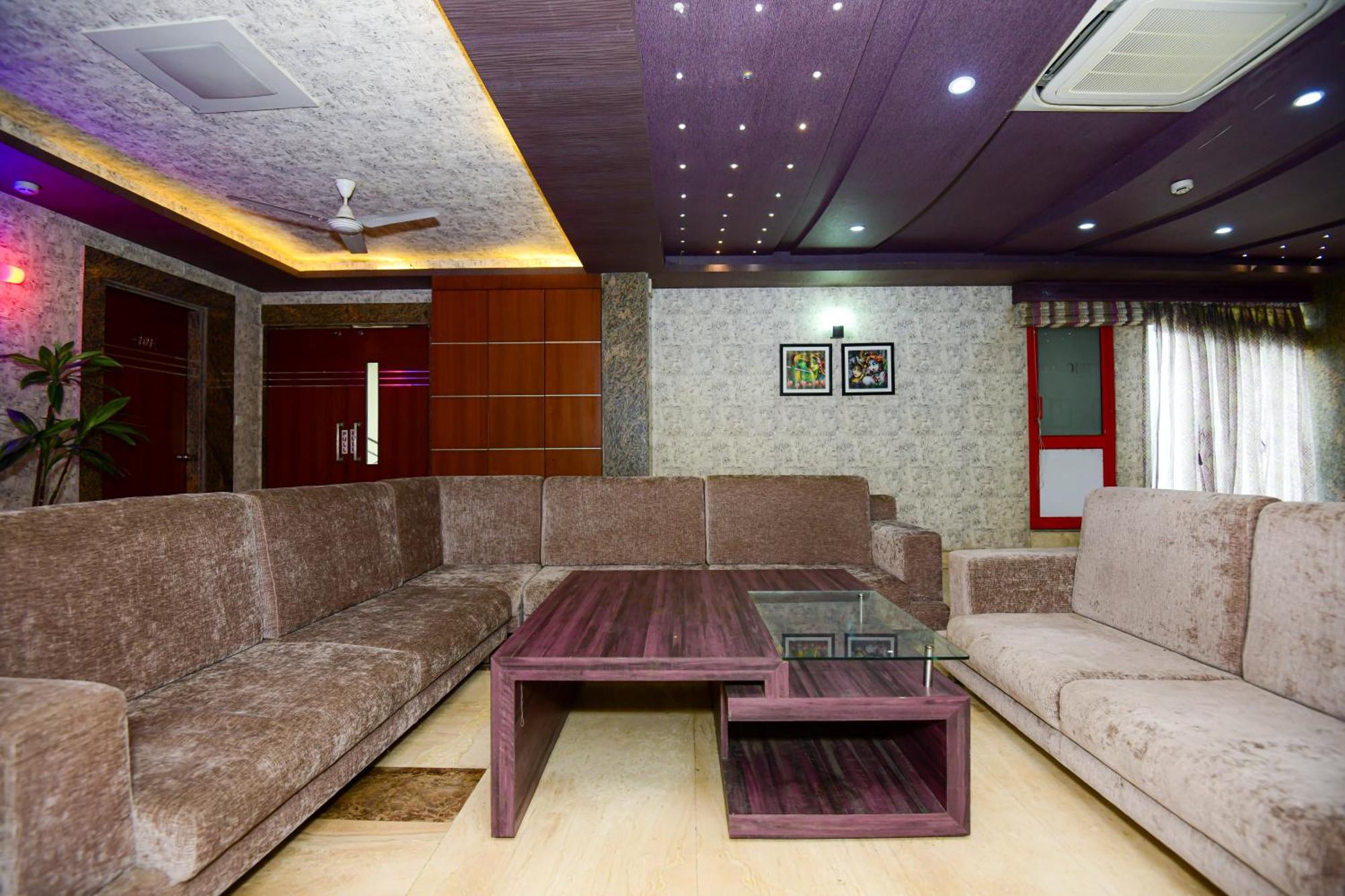 Hotel Lake View Grand Lucknow Dış mekan fotoğraf